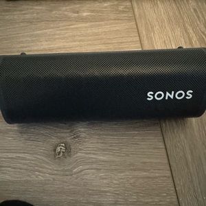 Sonos Roam (no charger)